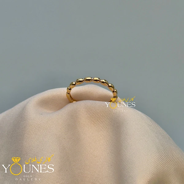 تصویر دوم انگشتر مینیمال گوی ریز طلا